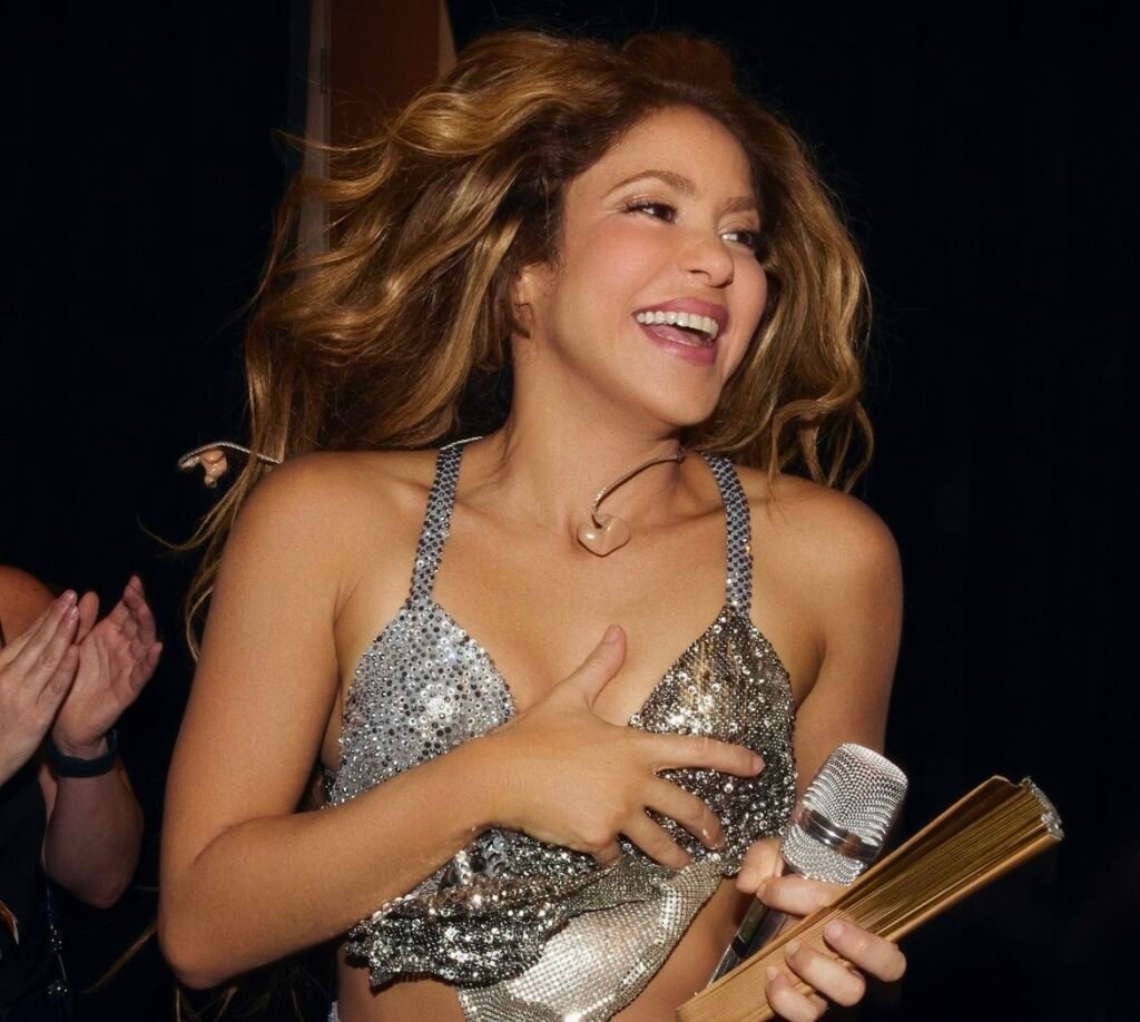 Shakira anuncia shows de Turnê no Brasil em 2025