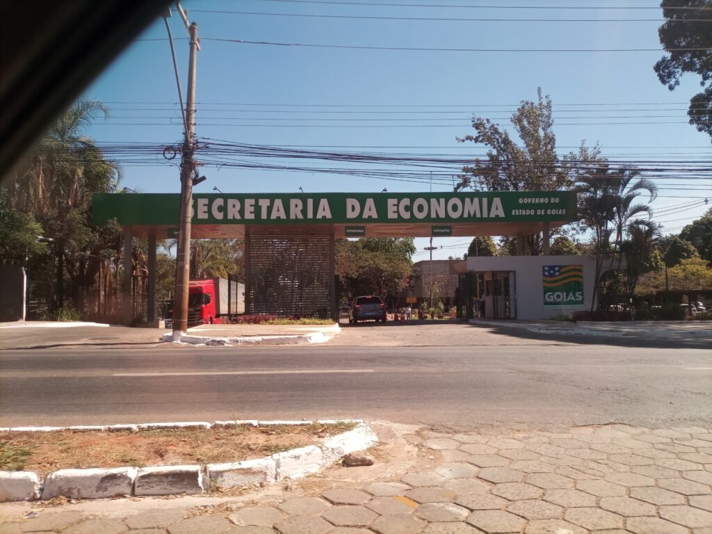 Fachada da sede da Secretaria de Estado da Economia em Goiânia, fotografia de arquivo de 2023