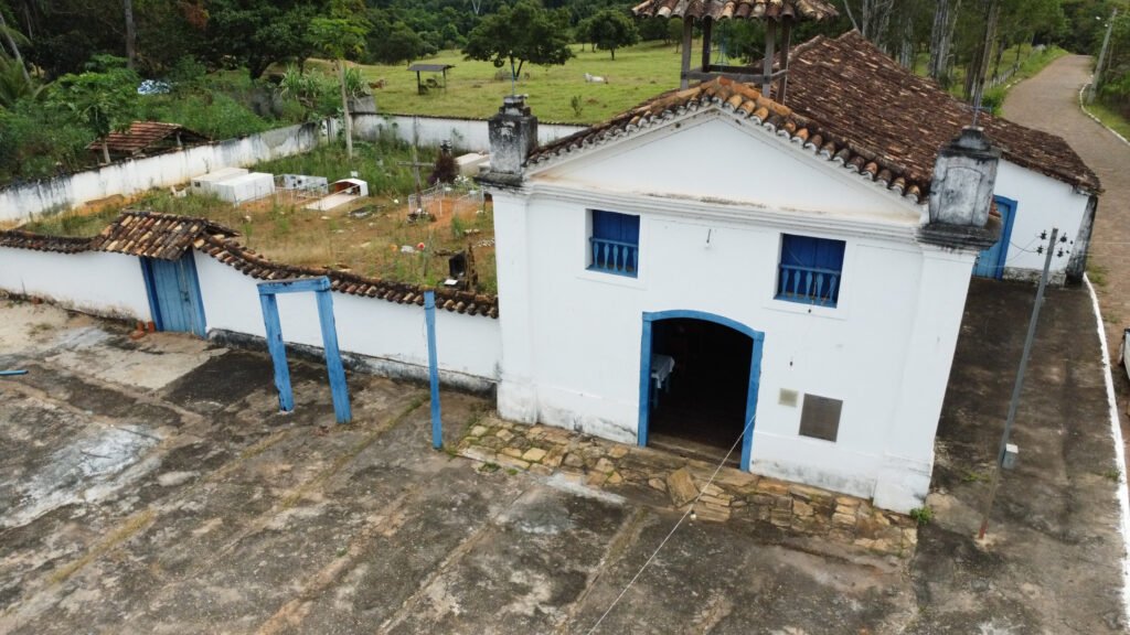 Fachada da Igreja Nossa Senhora do Rosário, no distrito de Buenolândia, na Cidade de Goiás