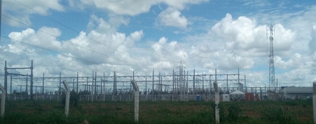 Subestação de energia elétrica em Várzea Grande, Mato Grosso, fotografada em 2023; não retrata a futura subestação de Iaciara