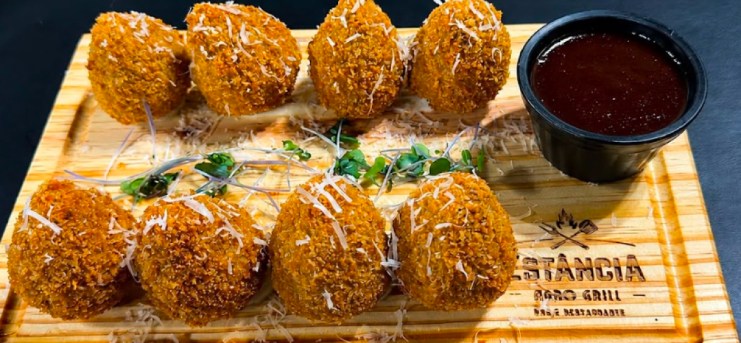 Estância Agrogrill - Coxinha de Cupim Coxinha crocante - O prato faz parte da 1ª edição do Circuito “Rota Gastronômica”.